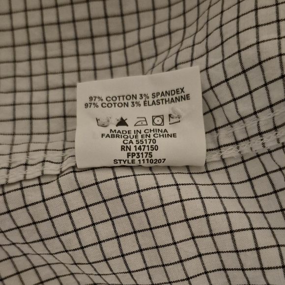 White Casual Button Down Shirt with Subtle Checkered Pattern - Picture 5 of 5